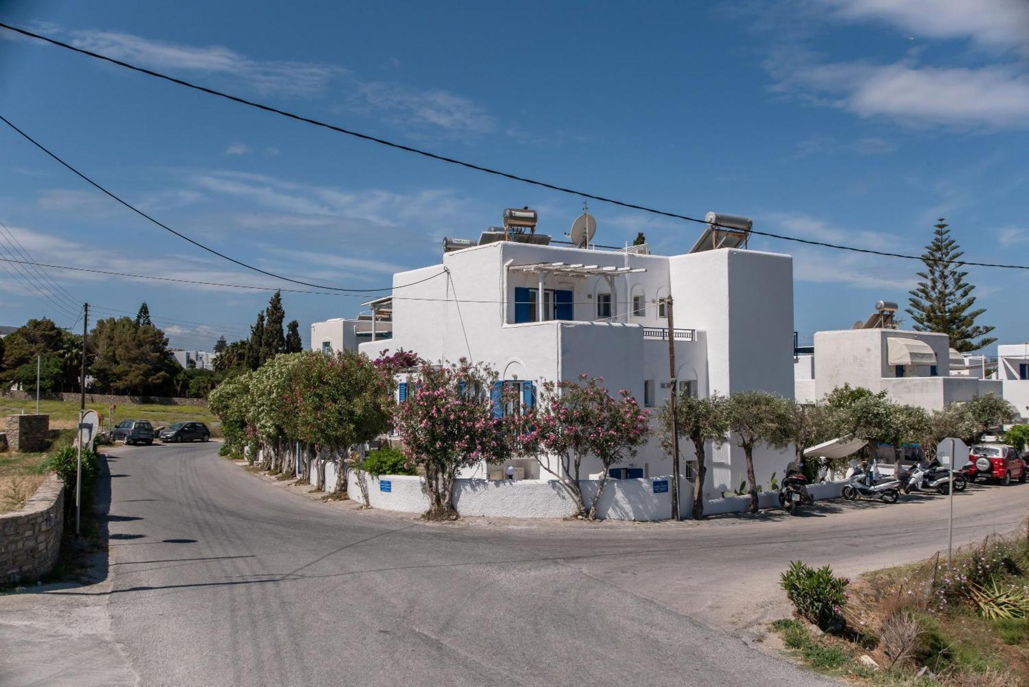 Livadia Seaside Studios 7 Páros Exterior foto